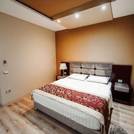Hotel Arifi Shkodër Exteriér fotografie