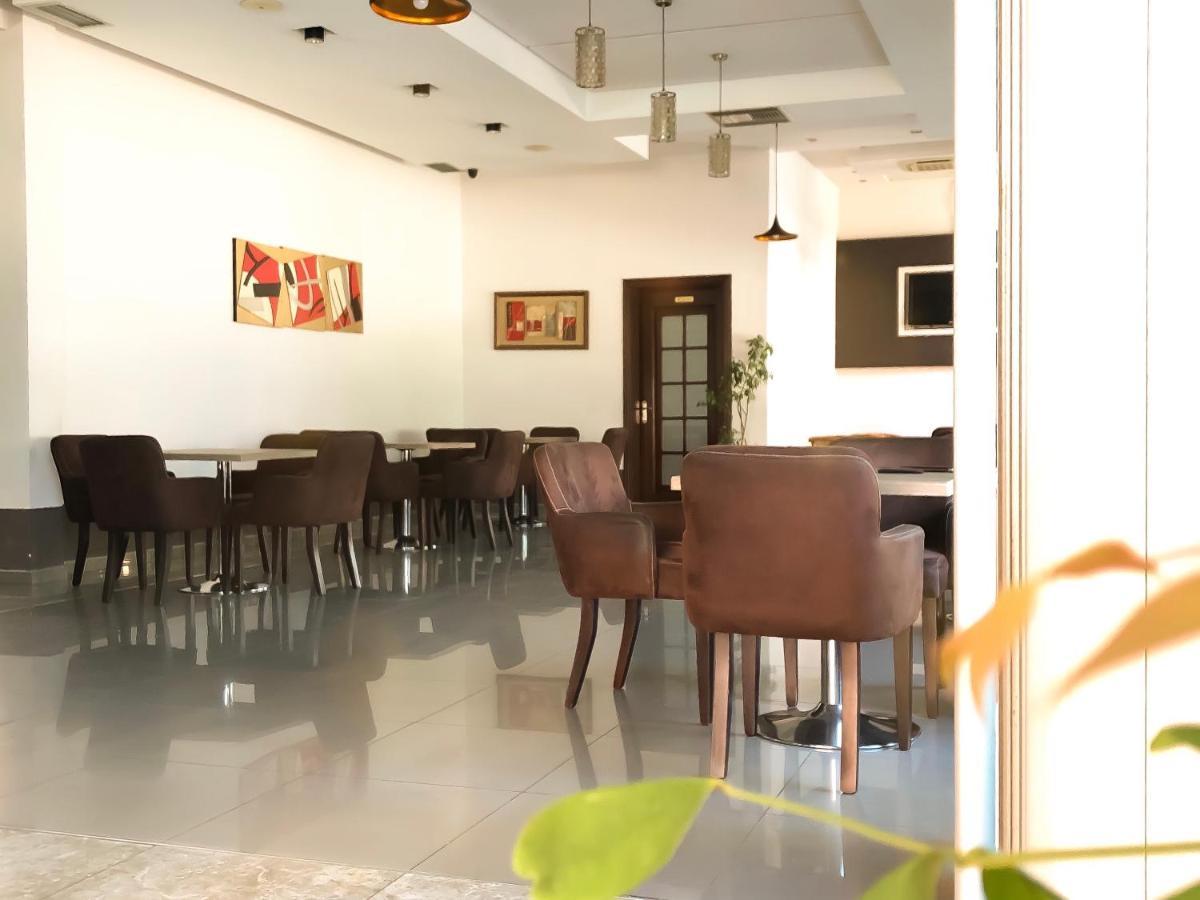 Hotel Arifi Shkodër Exteriér fotografie